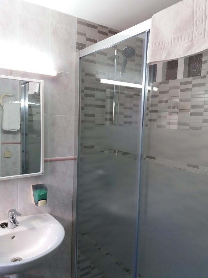 Hostal La Pilarica Paterna Zimmer foto